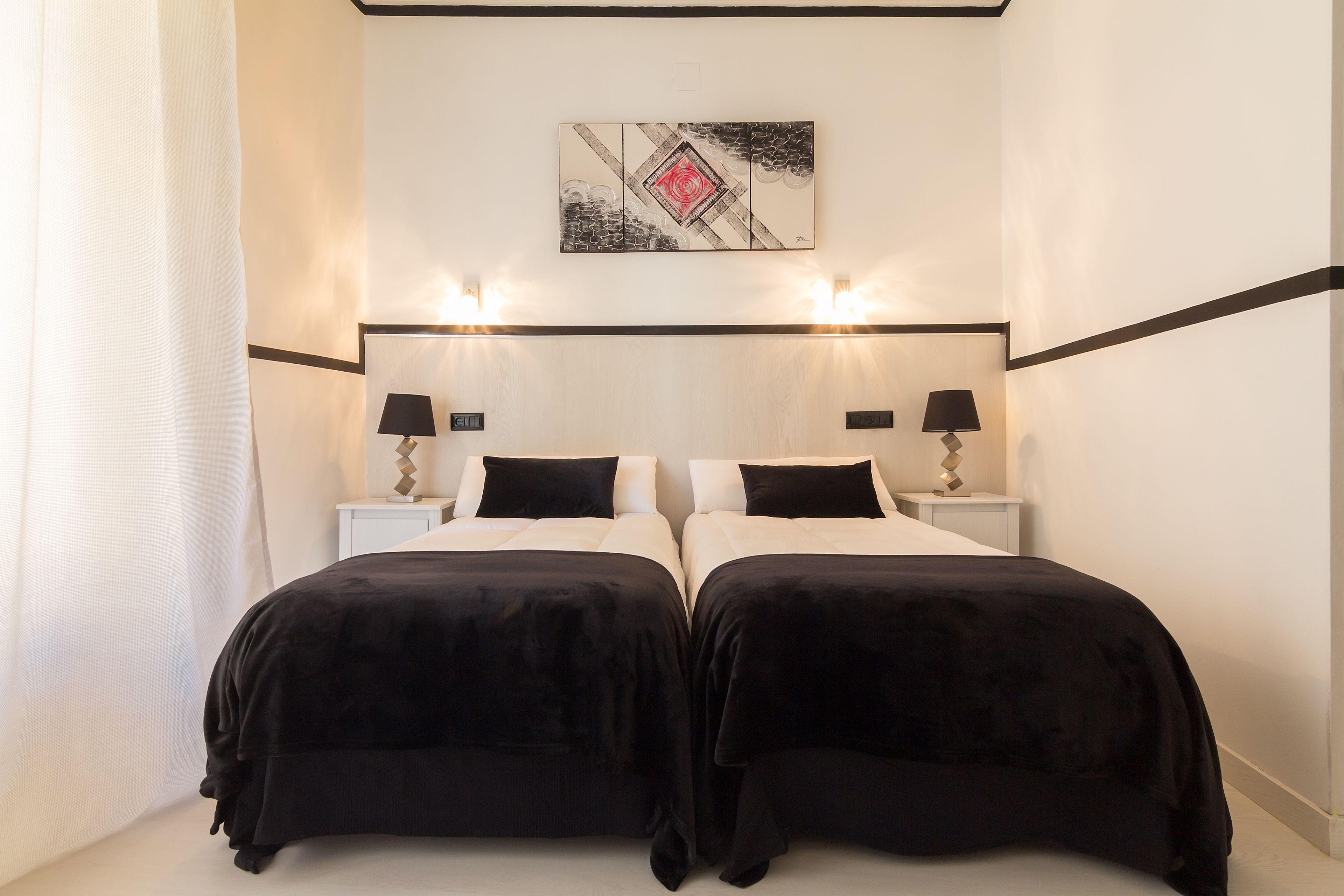 Gran Via 63 Rooms — Photos 2
